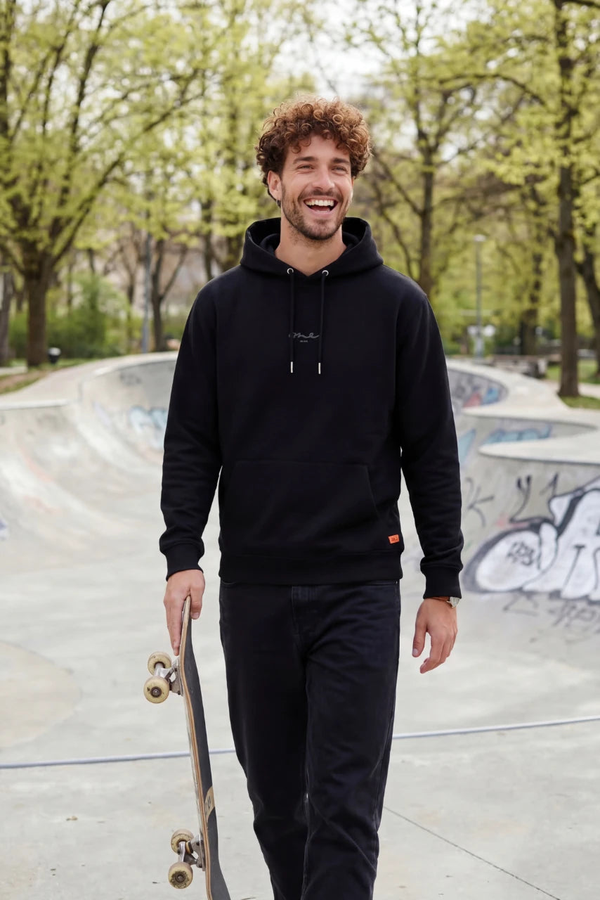 Hoodie mit Tasche - "ONE MID SMALL"