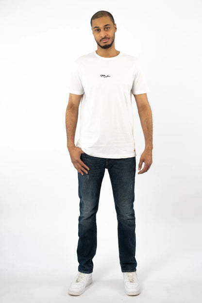 T-Shirt - "ONE MID SMALL"