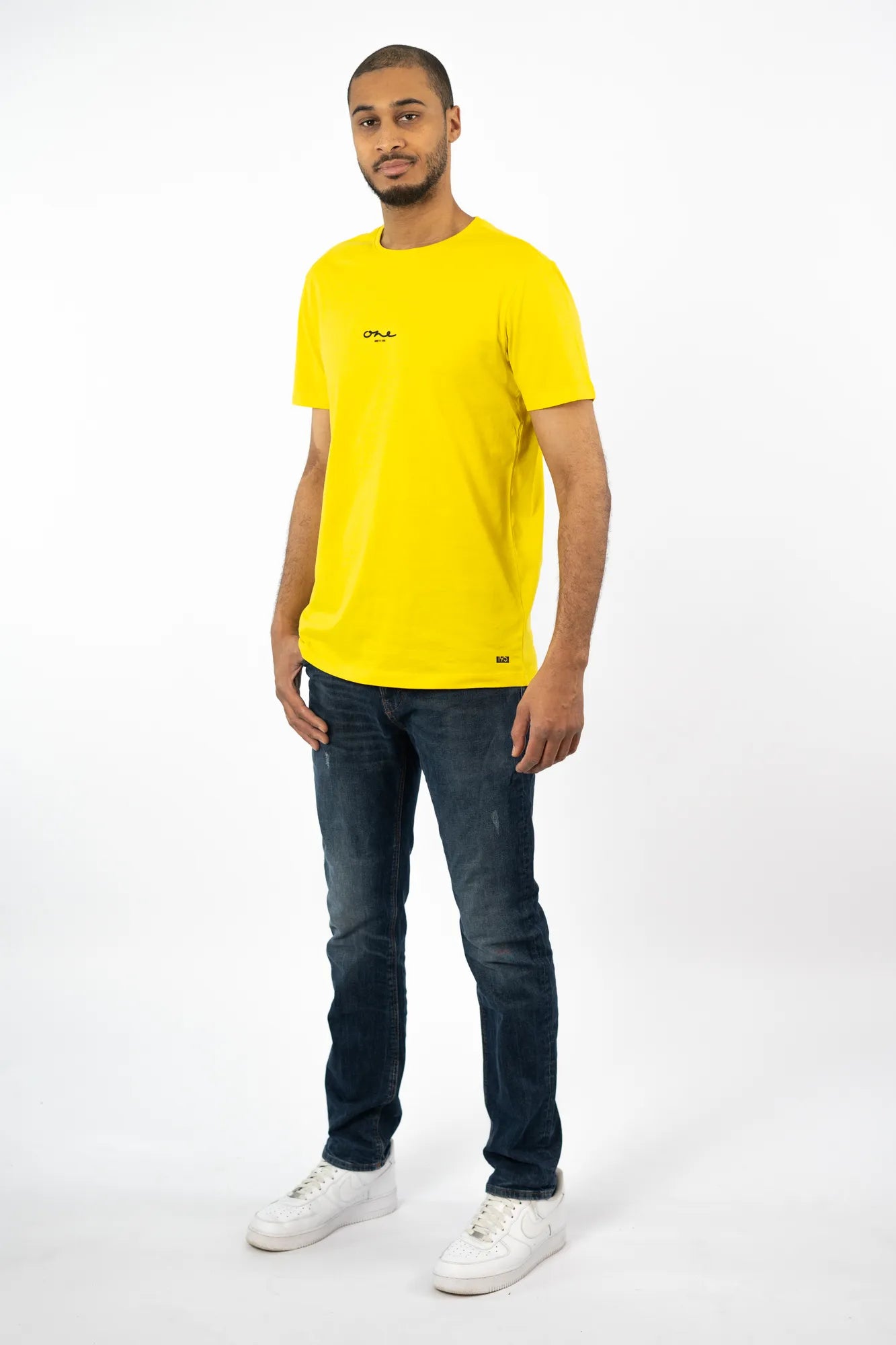 T-Shirt - "ONE MID SMALL"