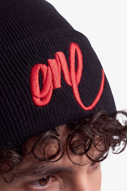 Beanie mit Stick - „one“