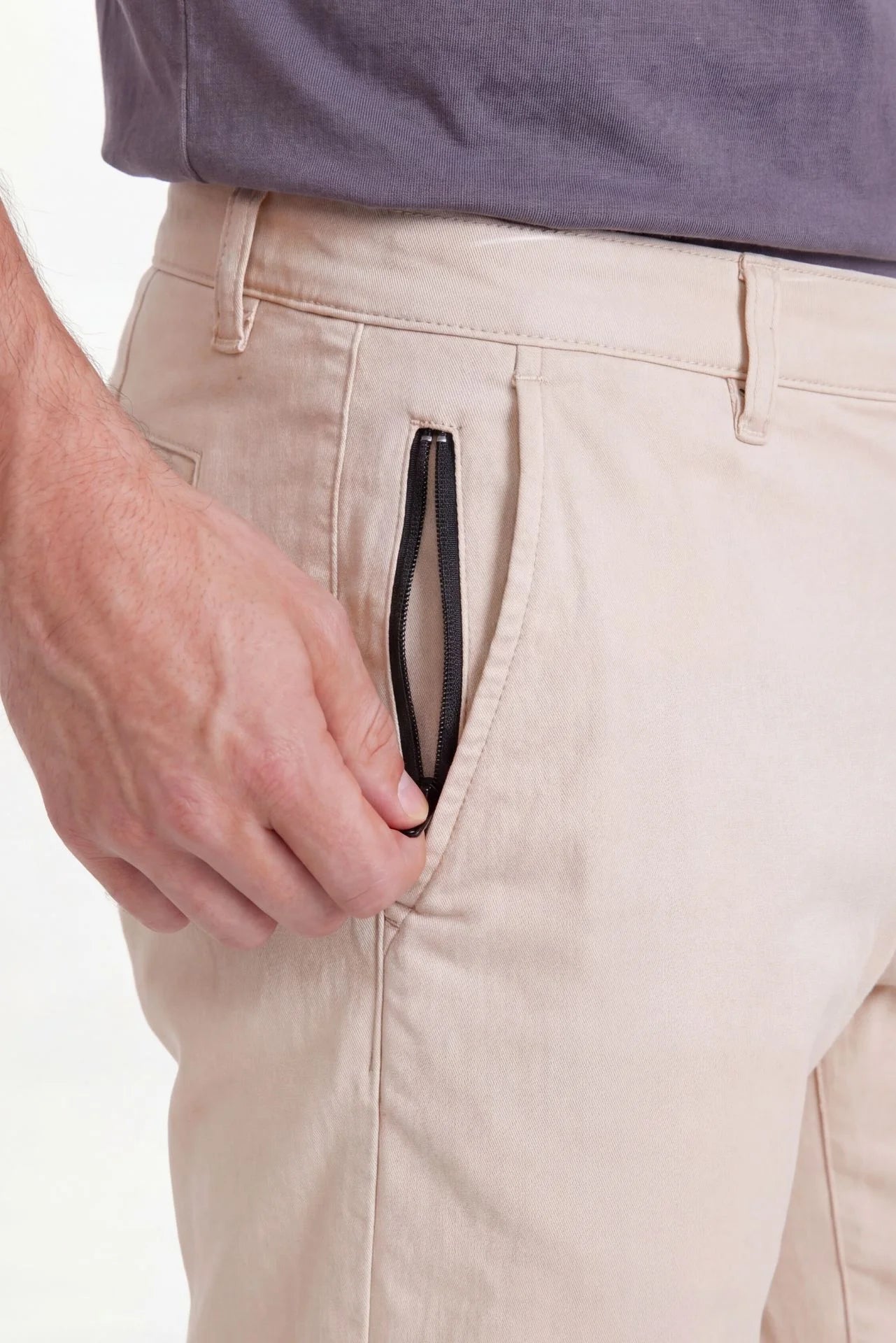 Chino-Hose in Beige für große Männer – Detailansicht