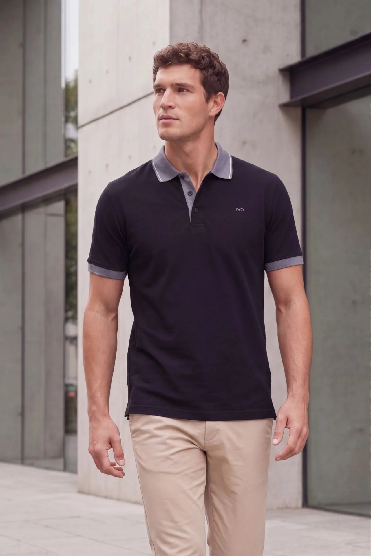 Poloshirt aus 100% Baumwolle