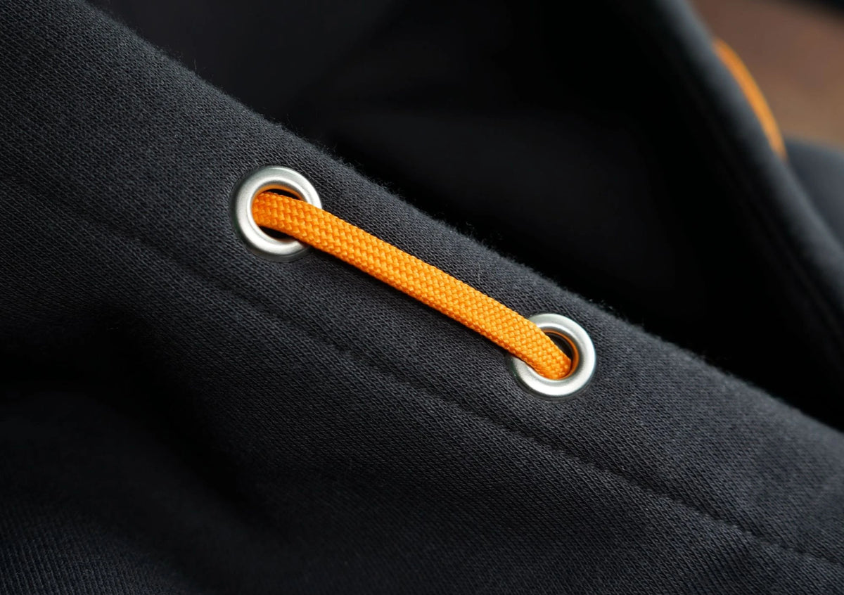 Stoff-Detail: Hoodie für große Männer