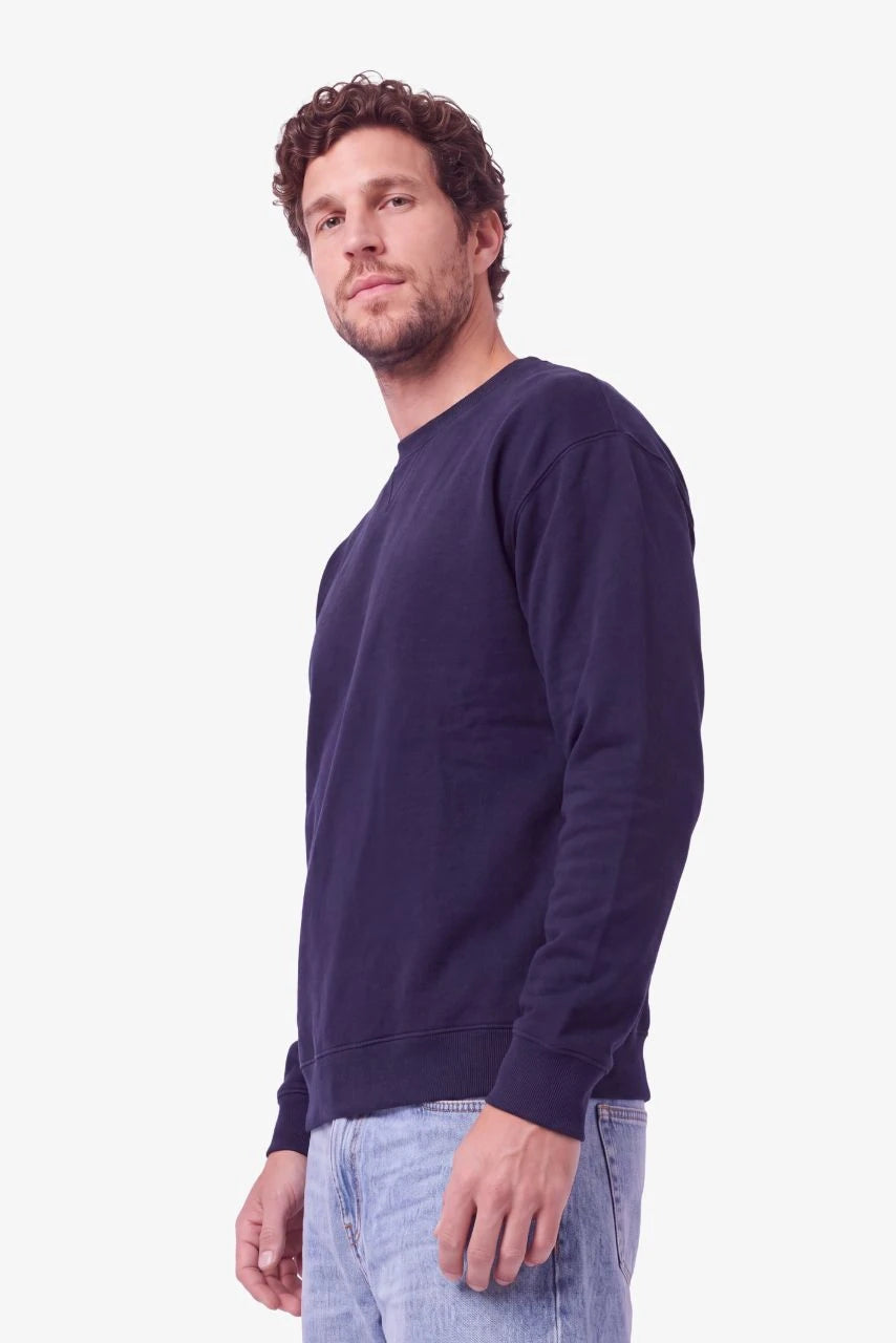 Sweatshirt BOSTON in Dunkelblau (Estate Blue) für große Männer – am Model, Seitenansicht