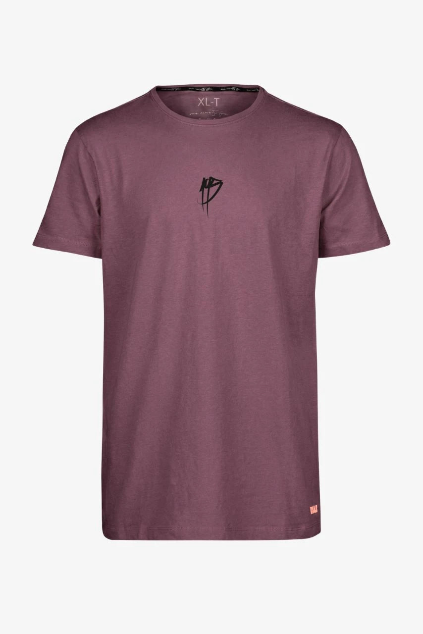 T-Shirt in Bordeauxrot für große Männer – Vorderansicht