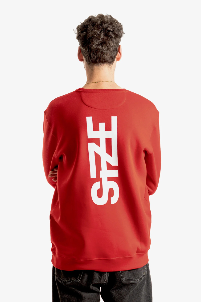 overlong sweater in red for people over 1.90 meters