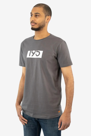 "195 BOX" T-Shirt