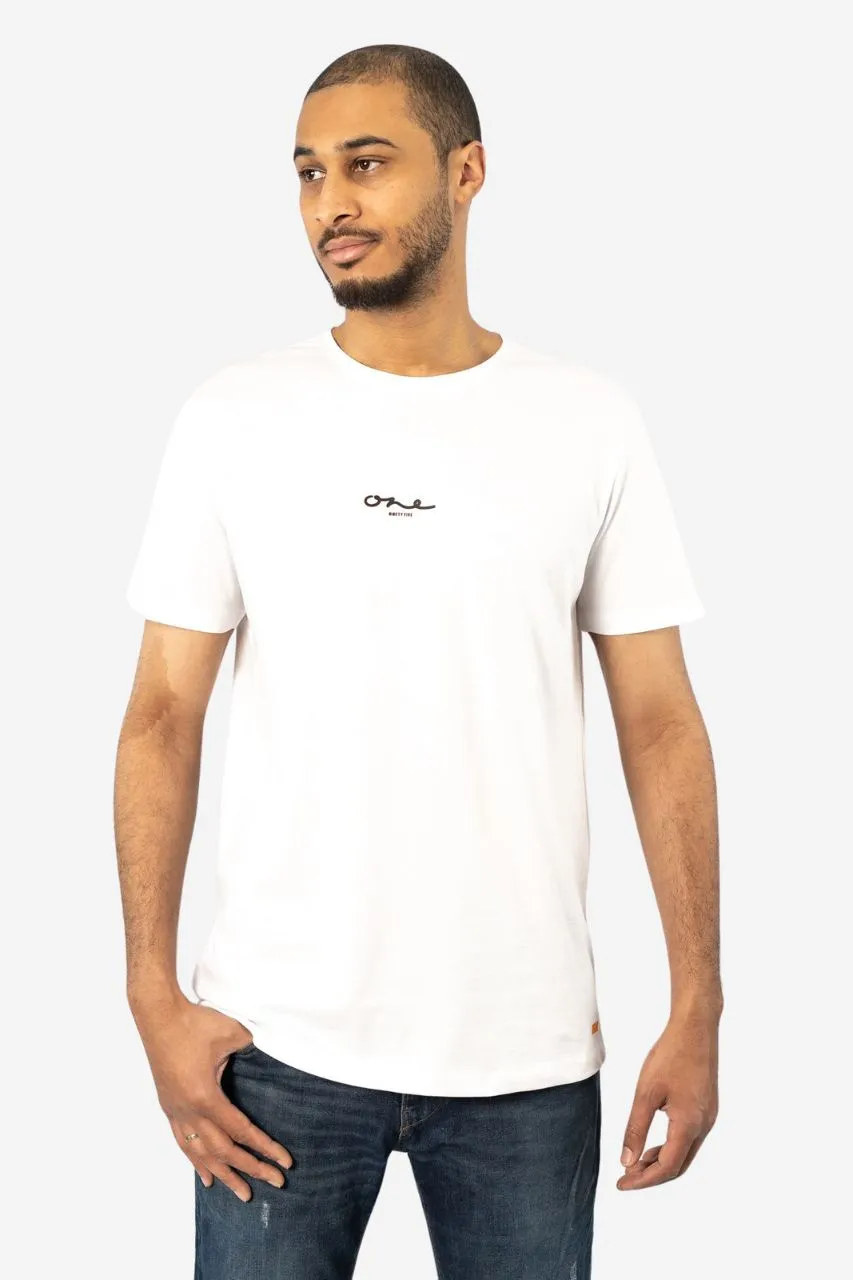 Langes T-Shirt in schwarz fuer Menschen ab 1,90 Meter